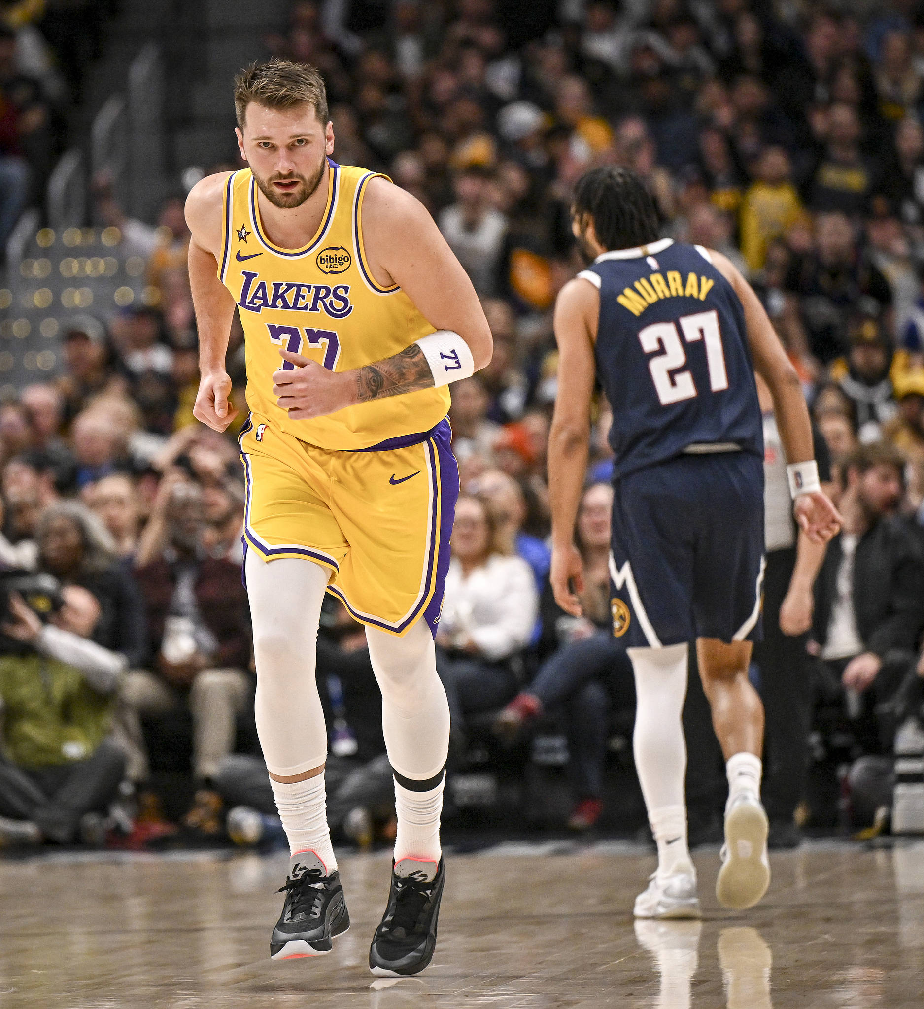 里程碑夜！丹佛掘金篮板制胜，NBA季后赛国际比赛日刷纪录，球迷炸锅，轮换策略成焦点的简单介绍-乐动在线平台